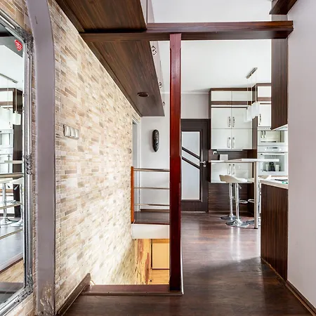 Wrzeszcz Two-level Apartment *
